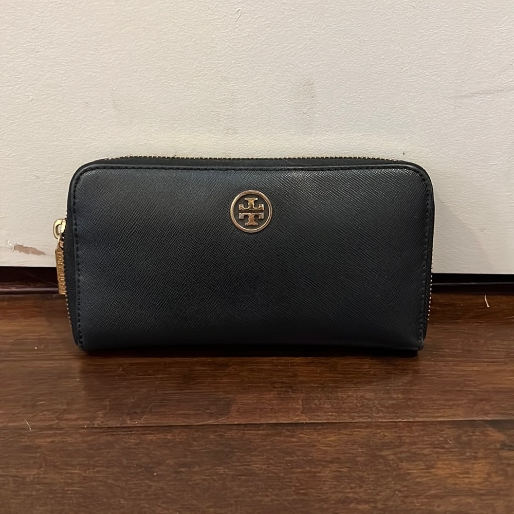 Black Tory Burch large wallet